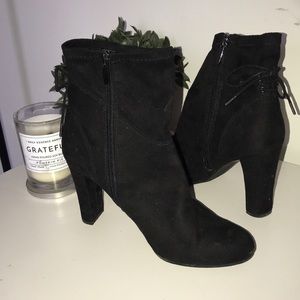 black booties size 8 1/2